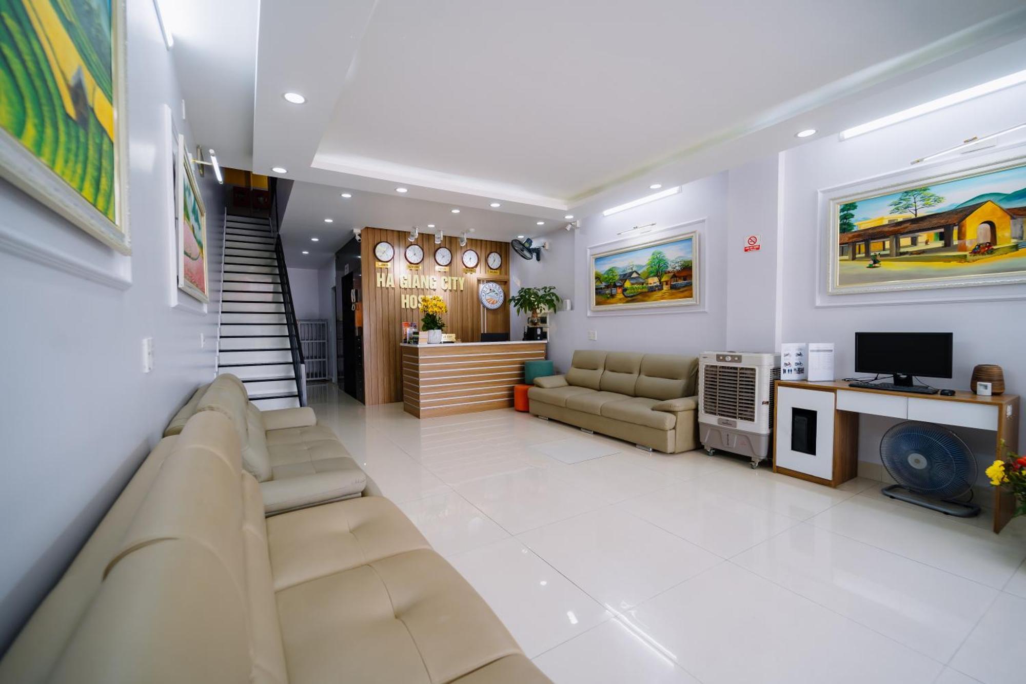 Ha Giang City Hostel ภายนอก รูปภาพ